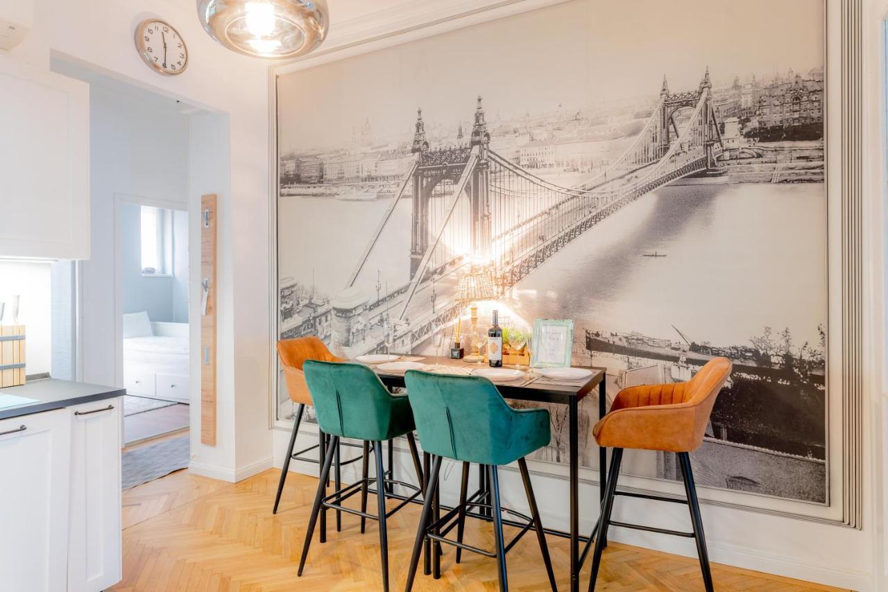 Szip 2 - New In Downtown Appartamento Budapest Esterno foto